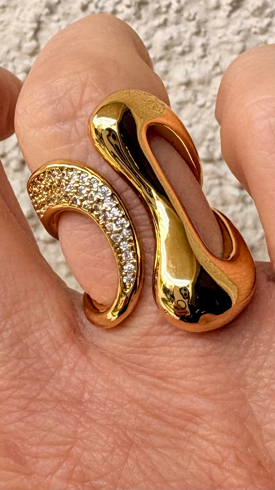 Anillo Kazi microcircones