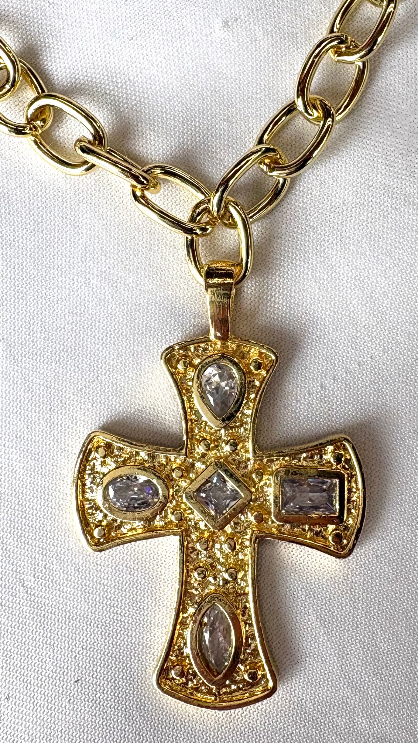 Collar Cruz Diamante