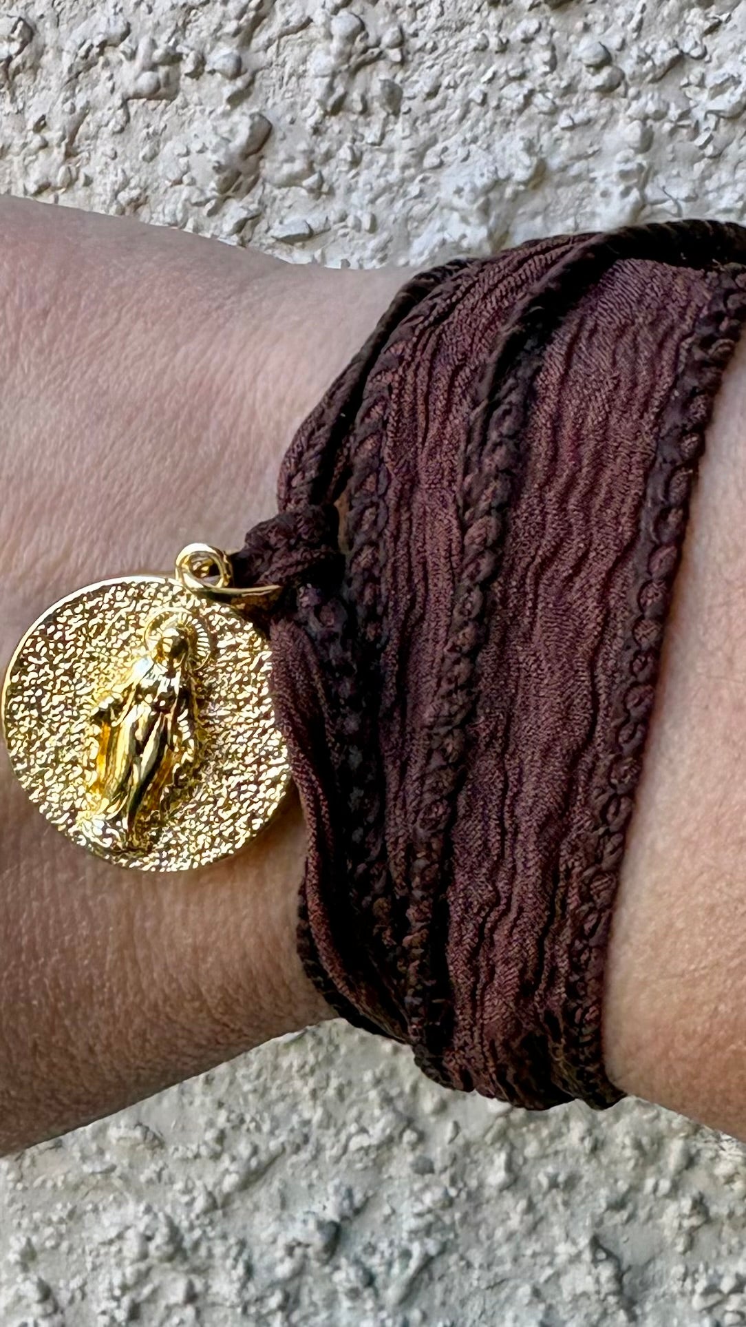 Pulsera Cinta seda de 70cms religiosa