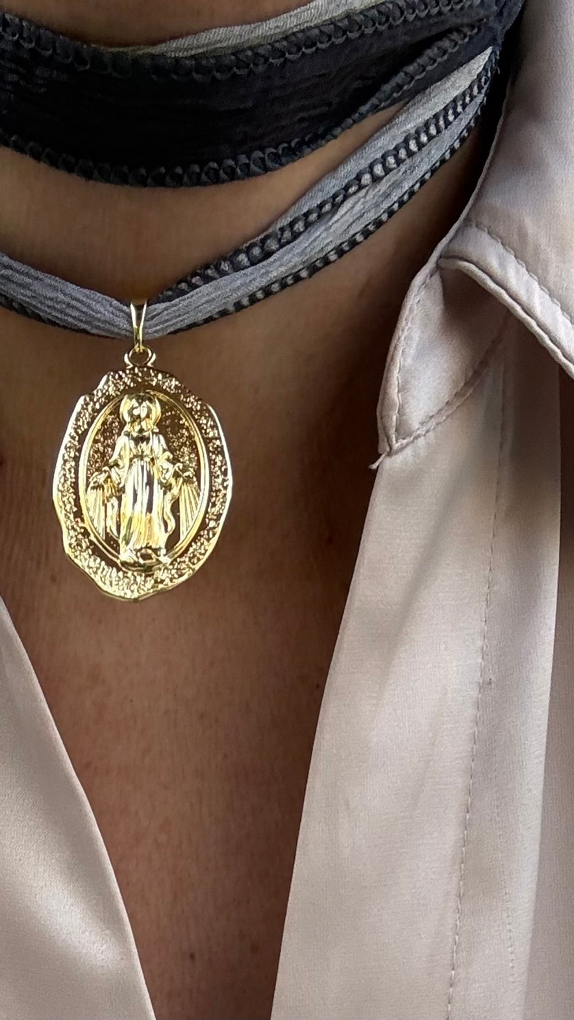 Collar Cinta de seda Virgencita 1 Metro