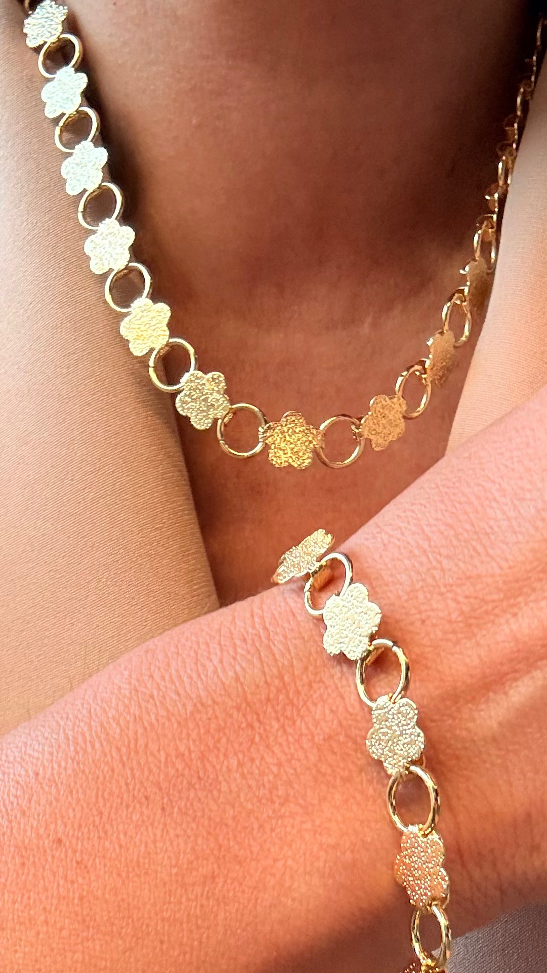 CONJUNTO Collar Pulsera colección Aura Aurea