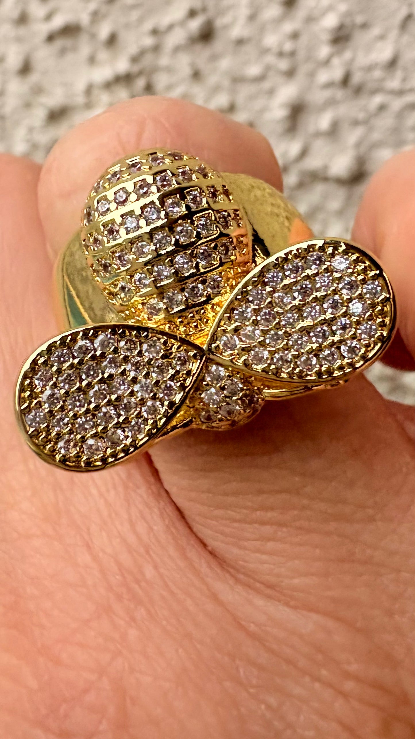 Anillo Abeja microcircones