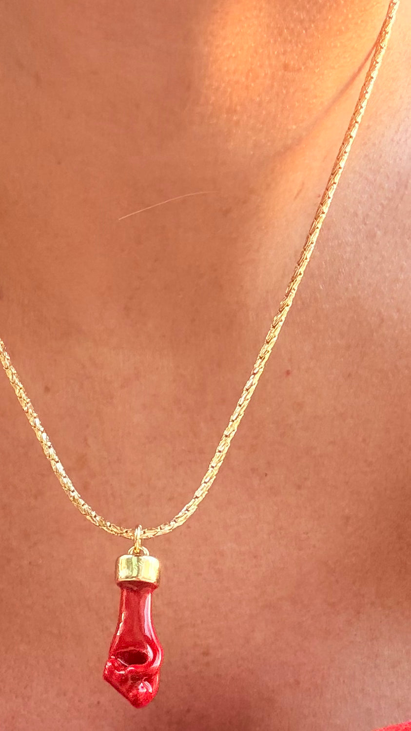 Collar Amuleto puño red