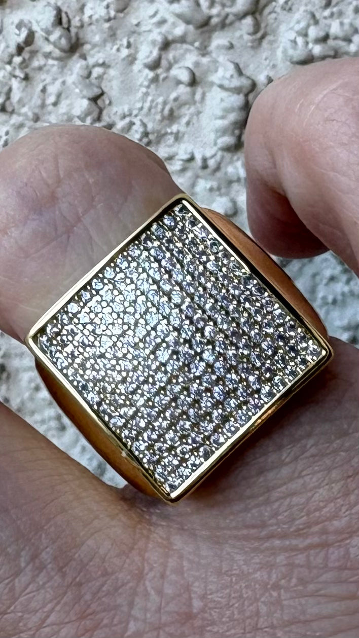 Anillo gold microcircones
