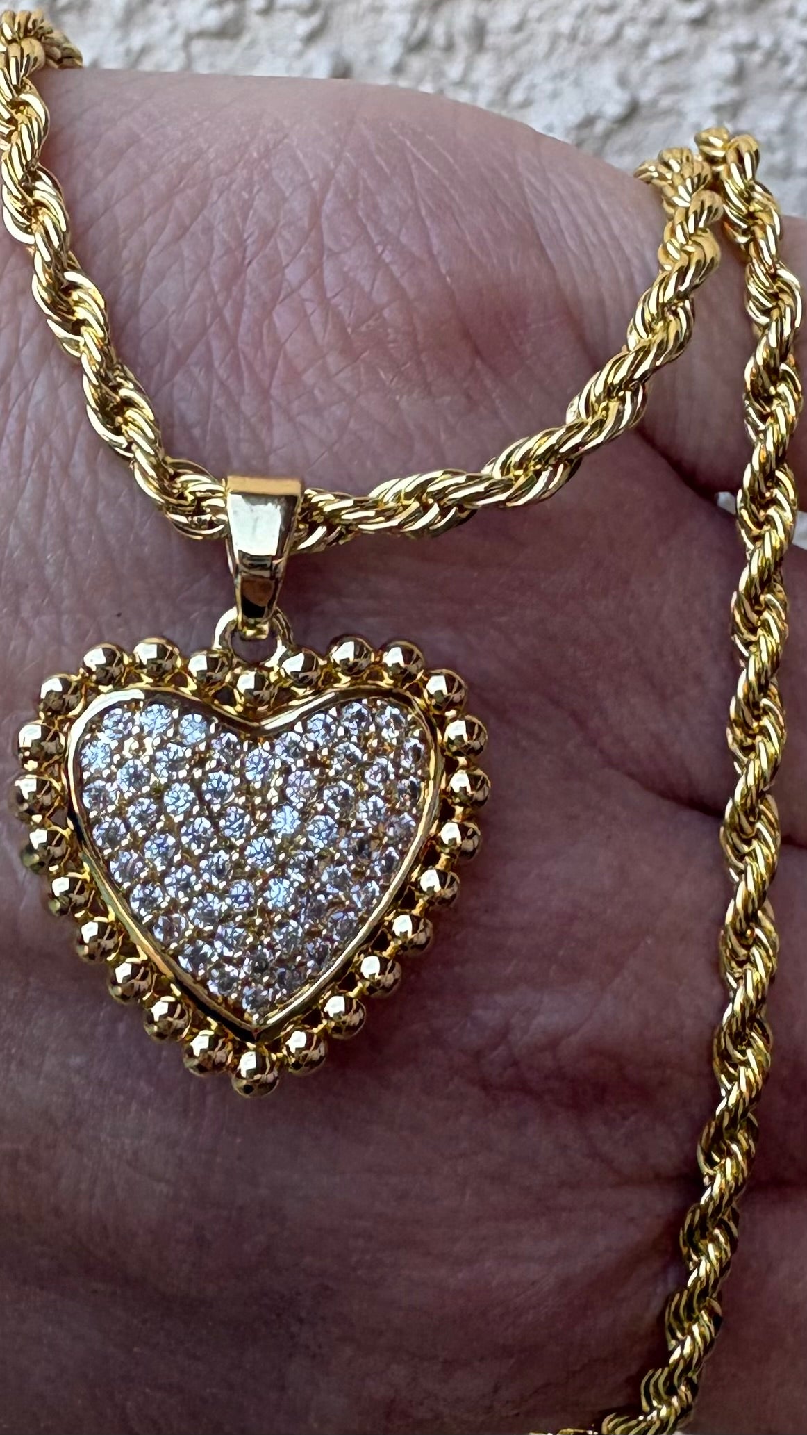 Collar Corazón Microcircones