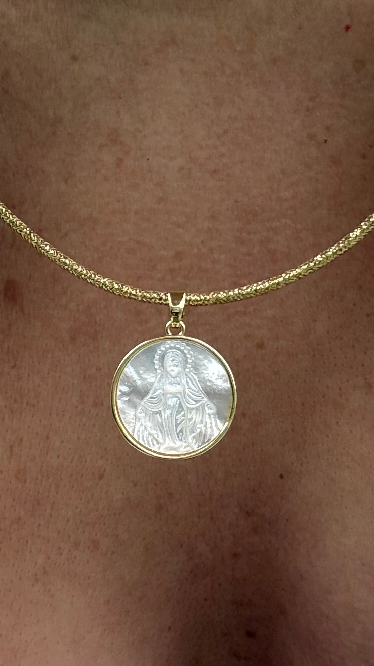 Collar IMÁN Medalla Nácar