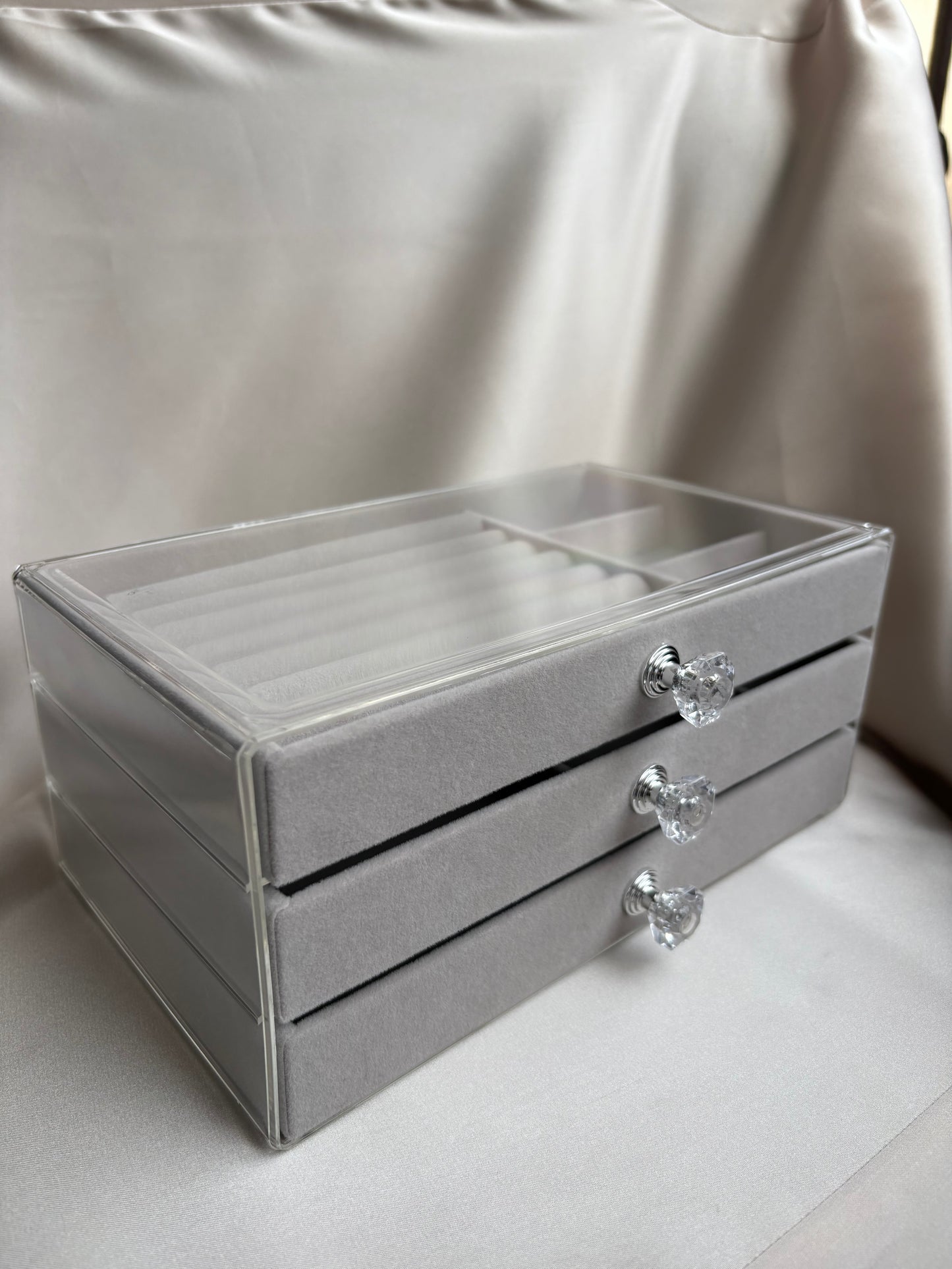Organizador de tres niveles