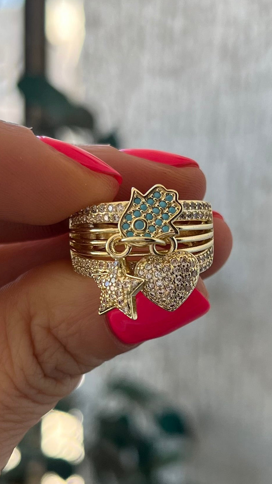 Anillo mano de Fátima
