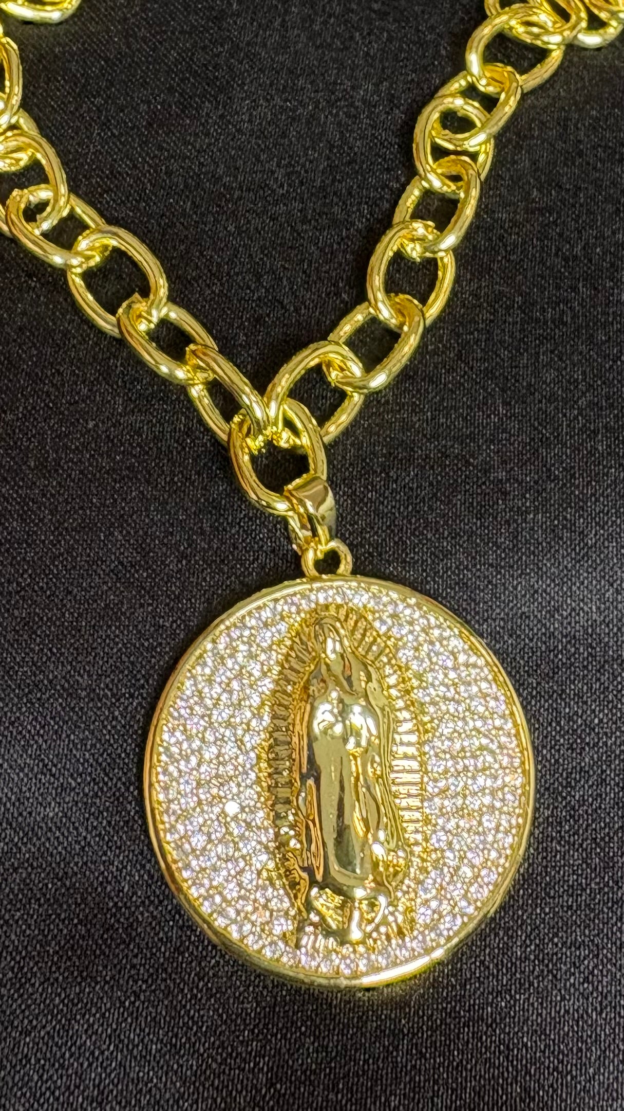 Collar Virgen Microcircones