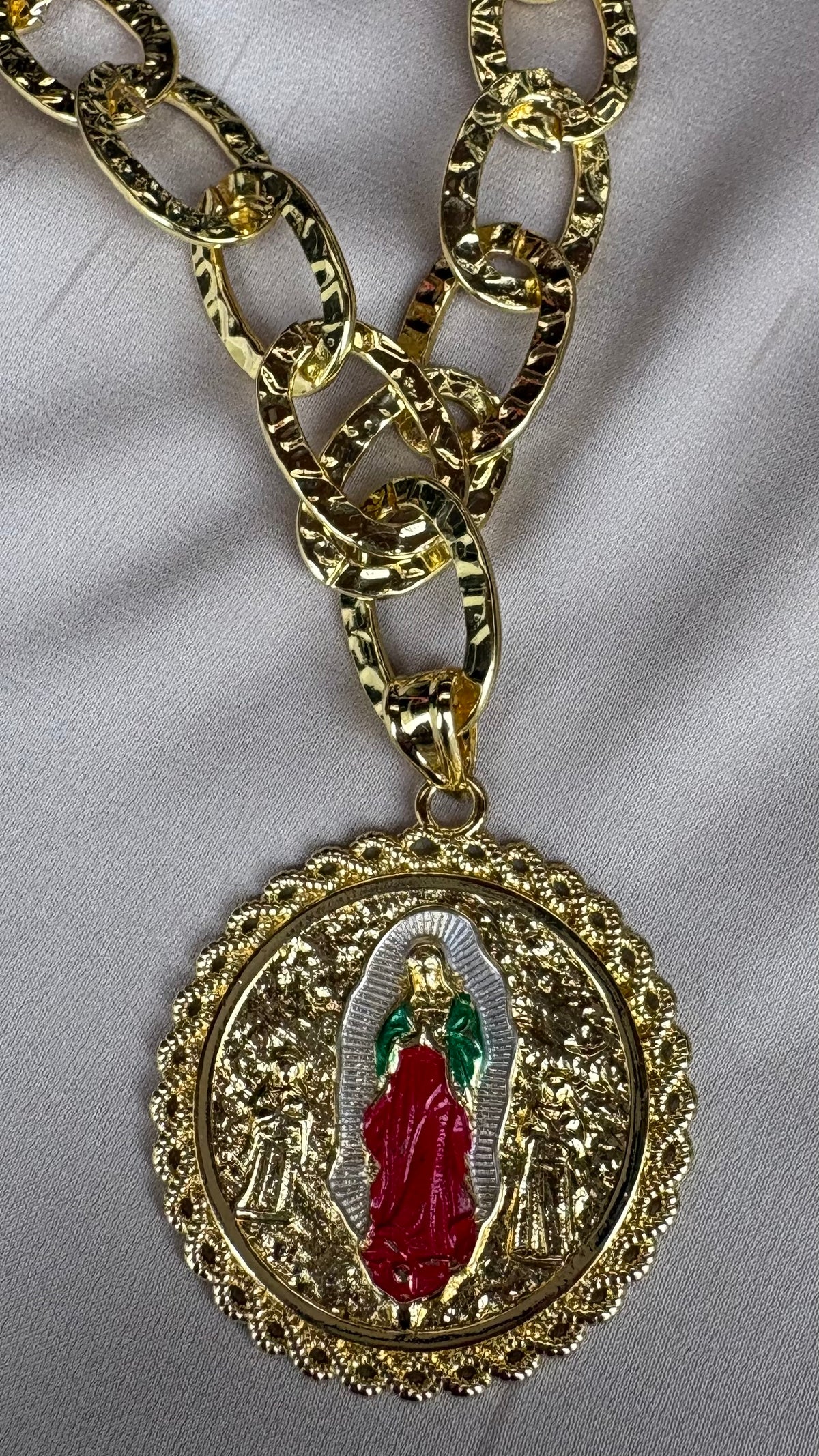 Collar Virgen De Guadalupe