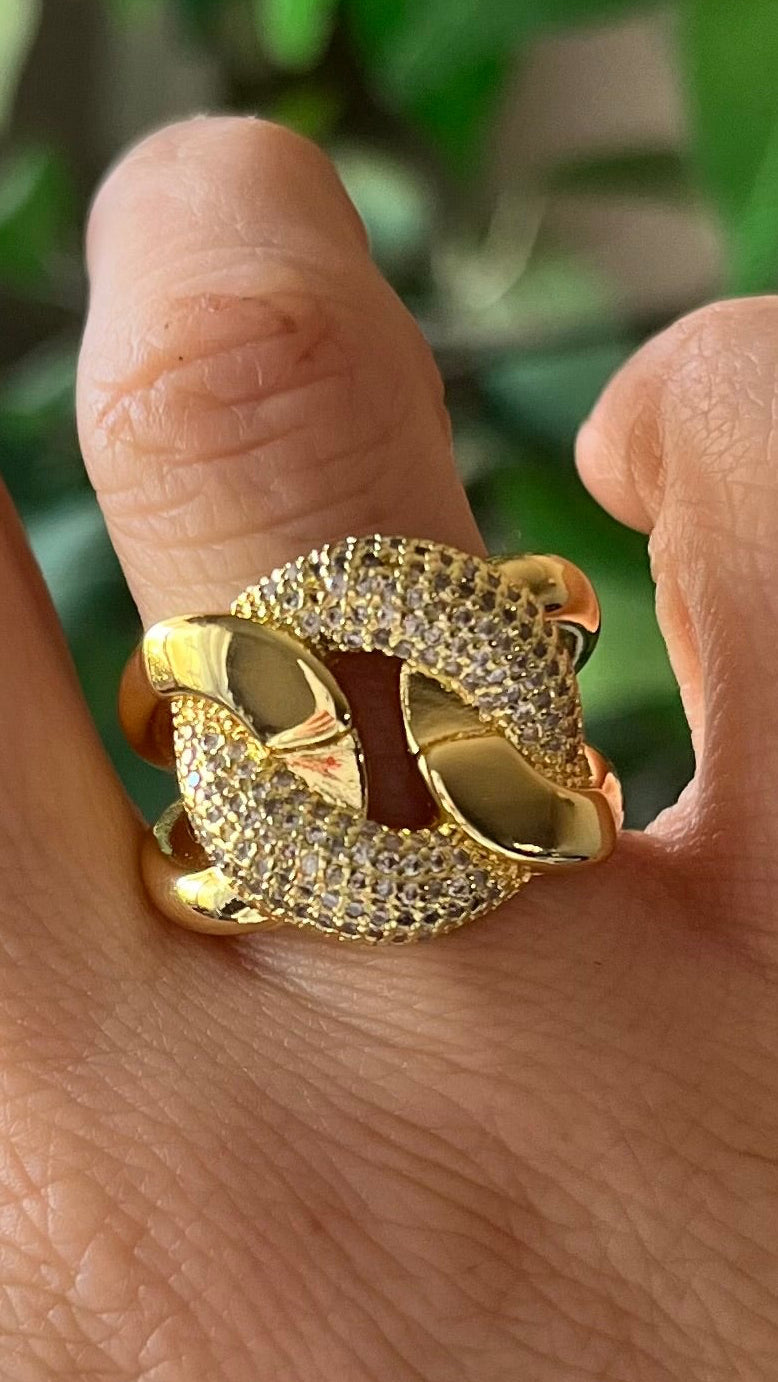 Anillo cruzado