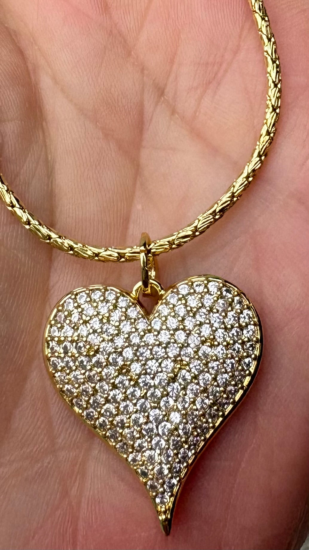 Collar Corazón Microcorcones