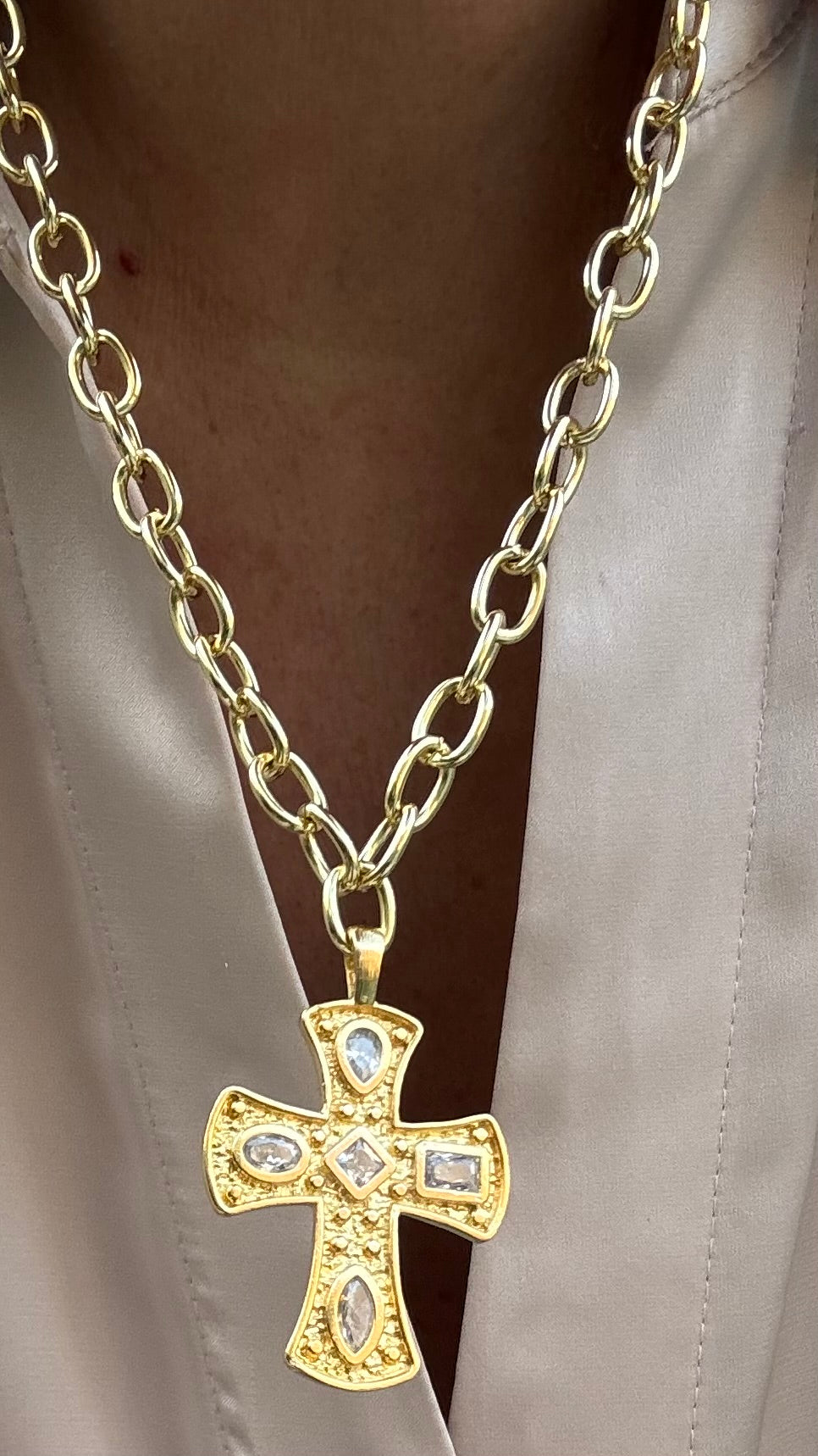 Collar Cruz Gold
