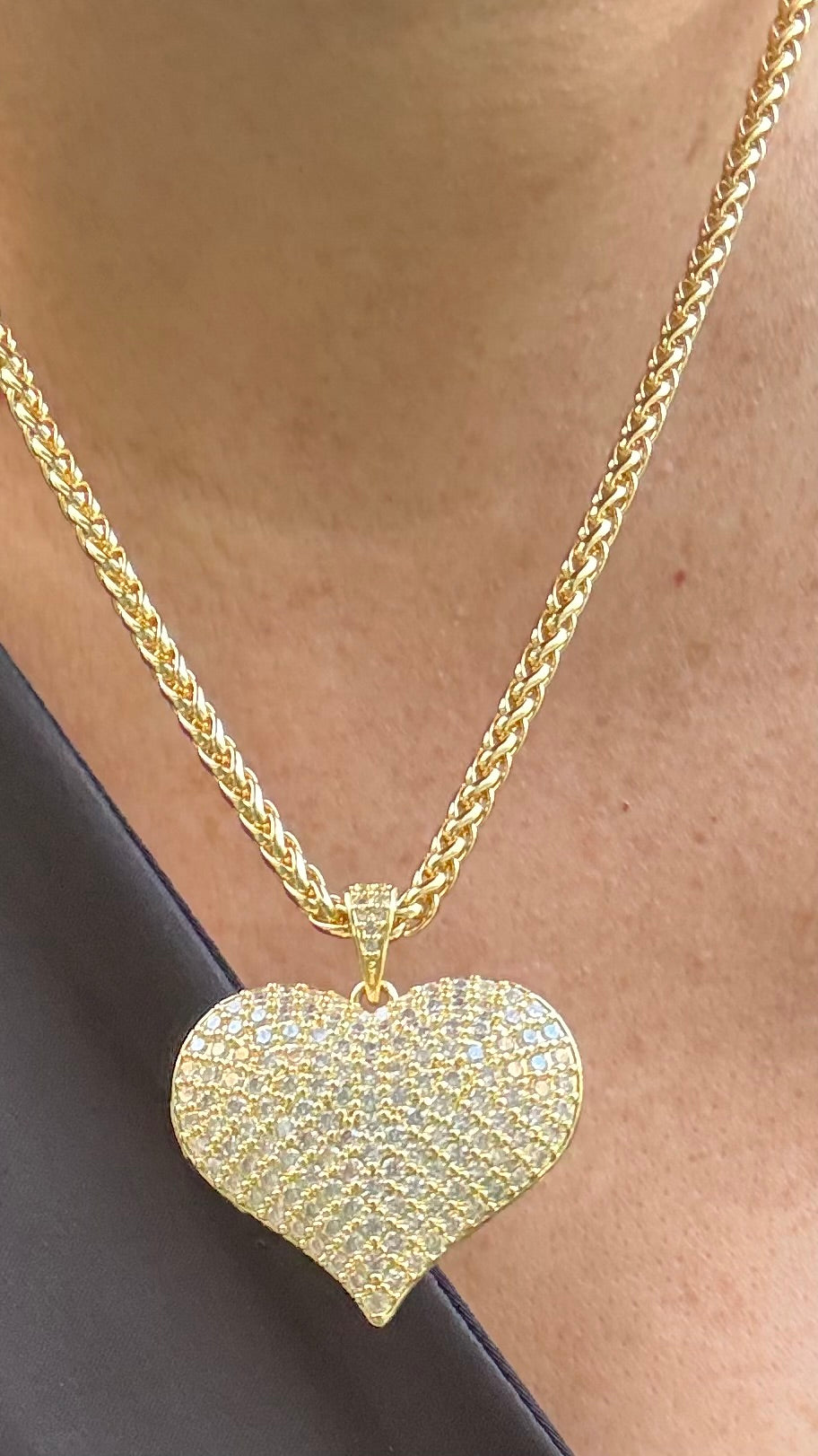 Collar Corazón gordito Microcorcones