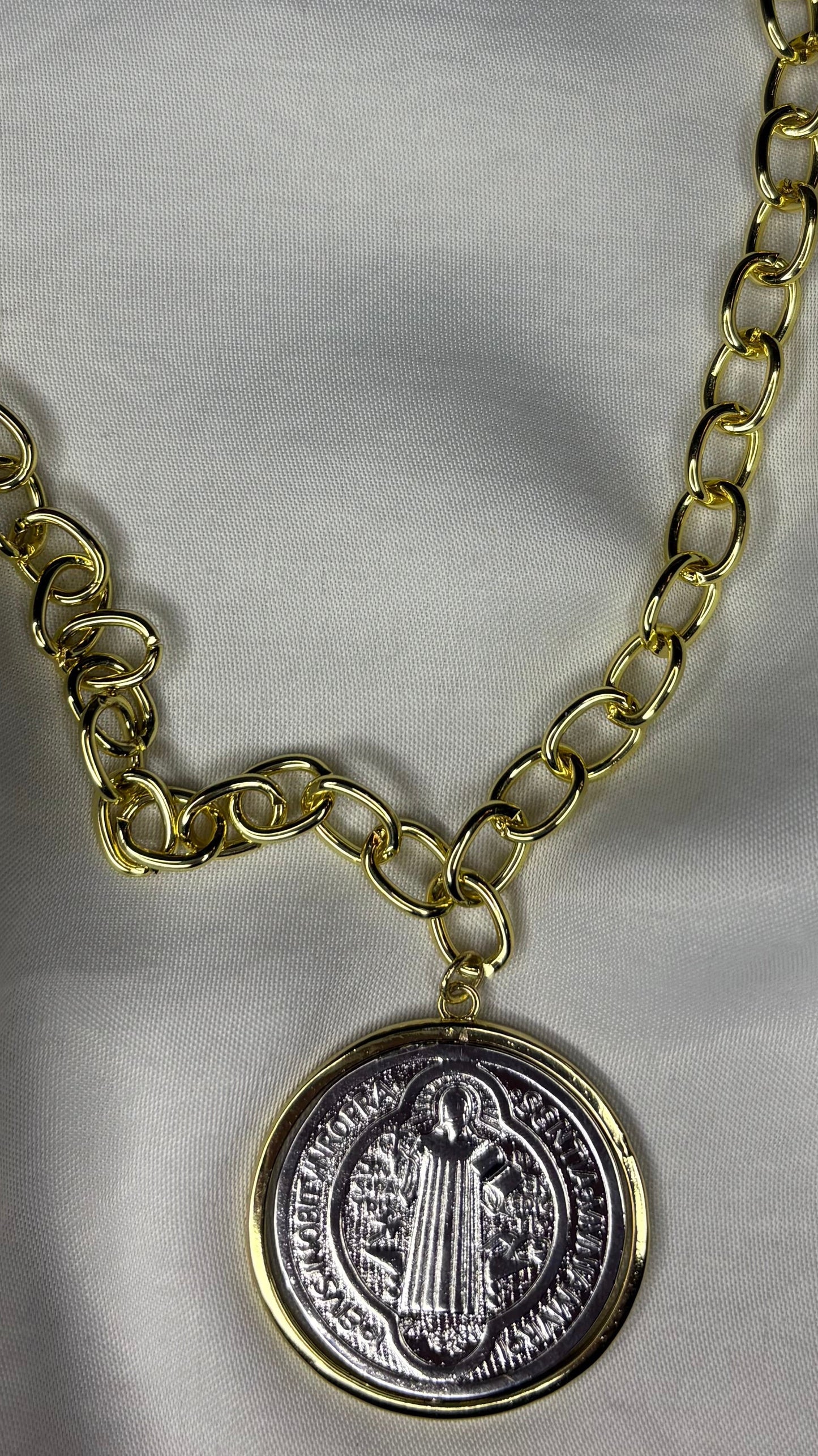 Collar San Benito Giratorio