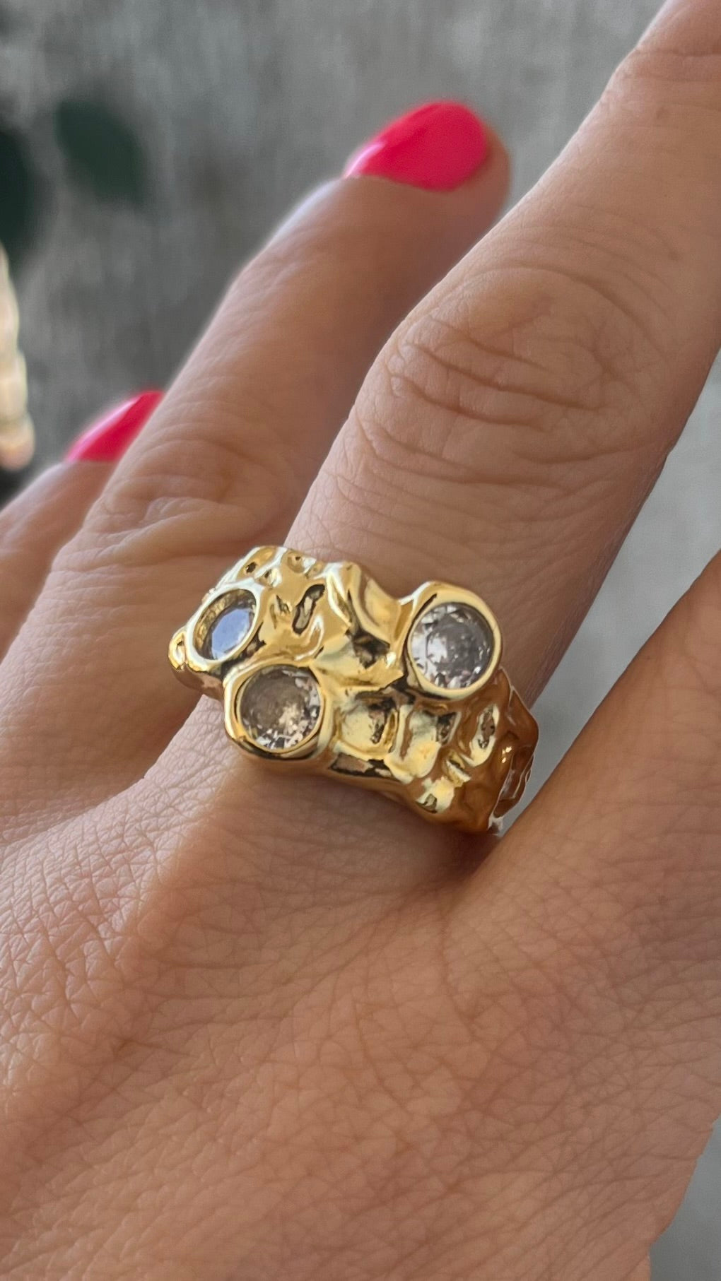 Anillo triple kiss