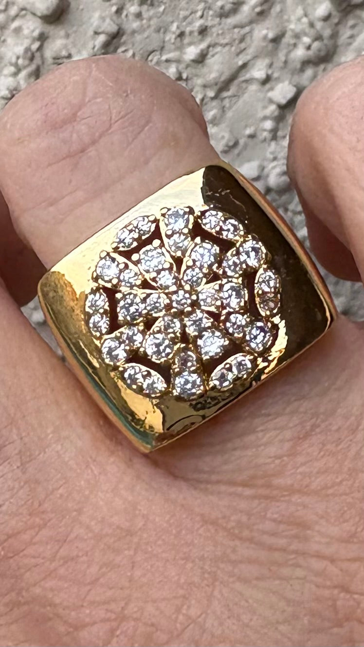 Anillo Donatella gold