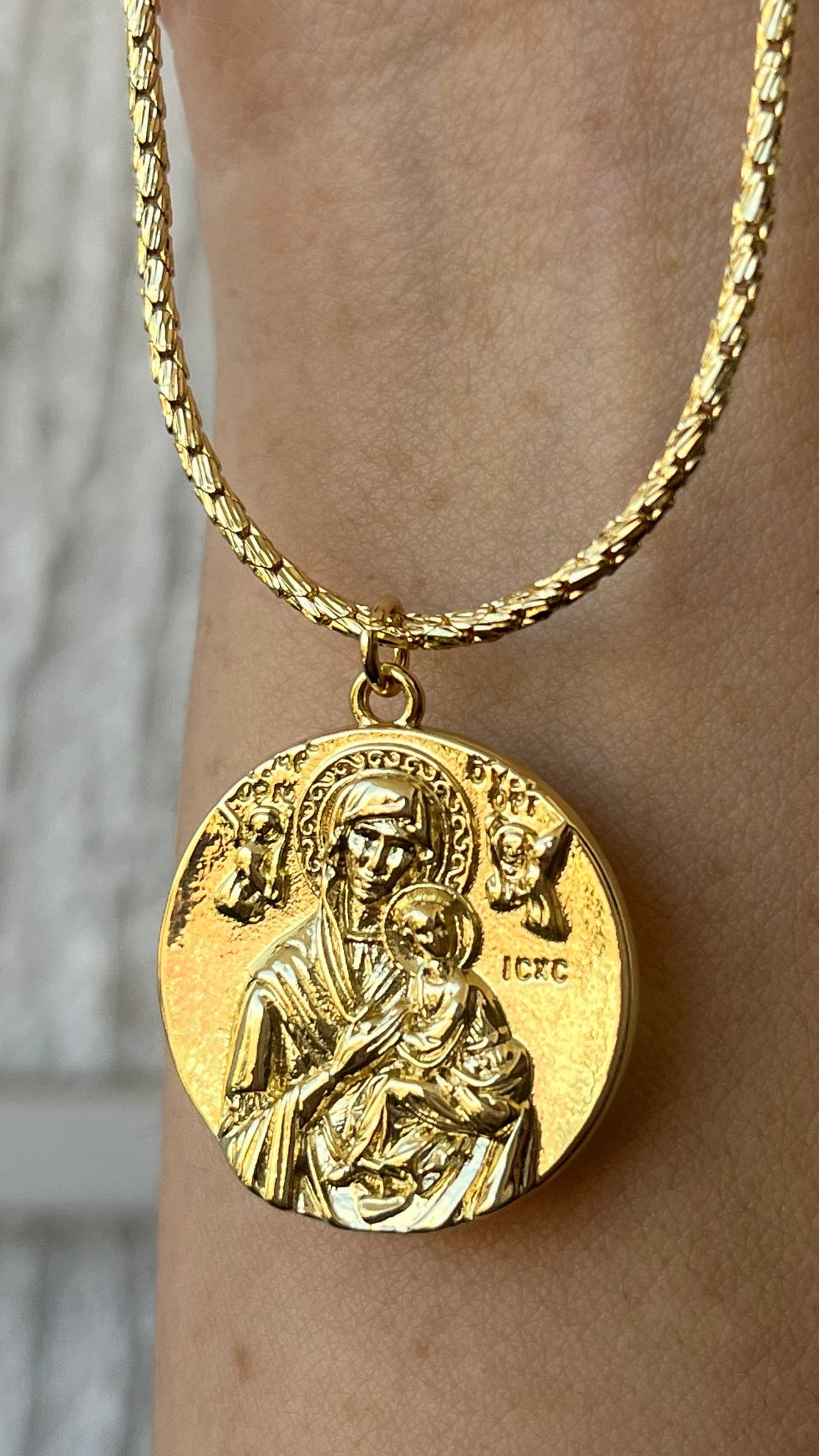 Collar virgen de schoenstatt