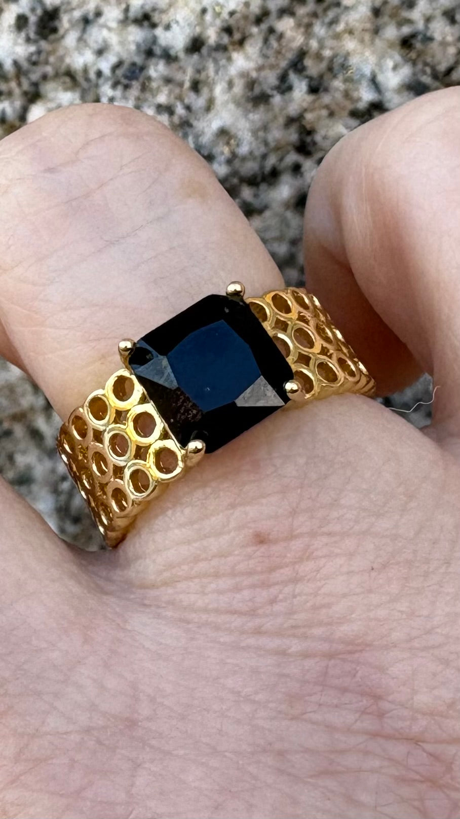 Anillo Black tejido