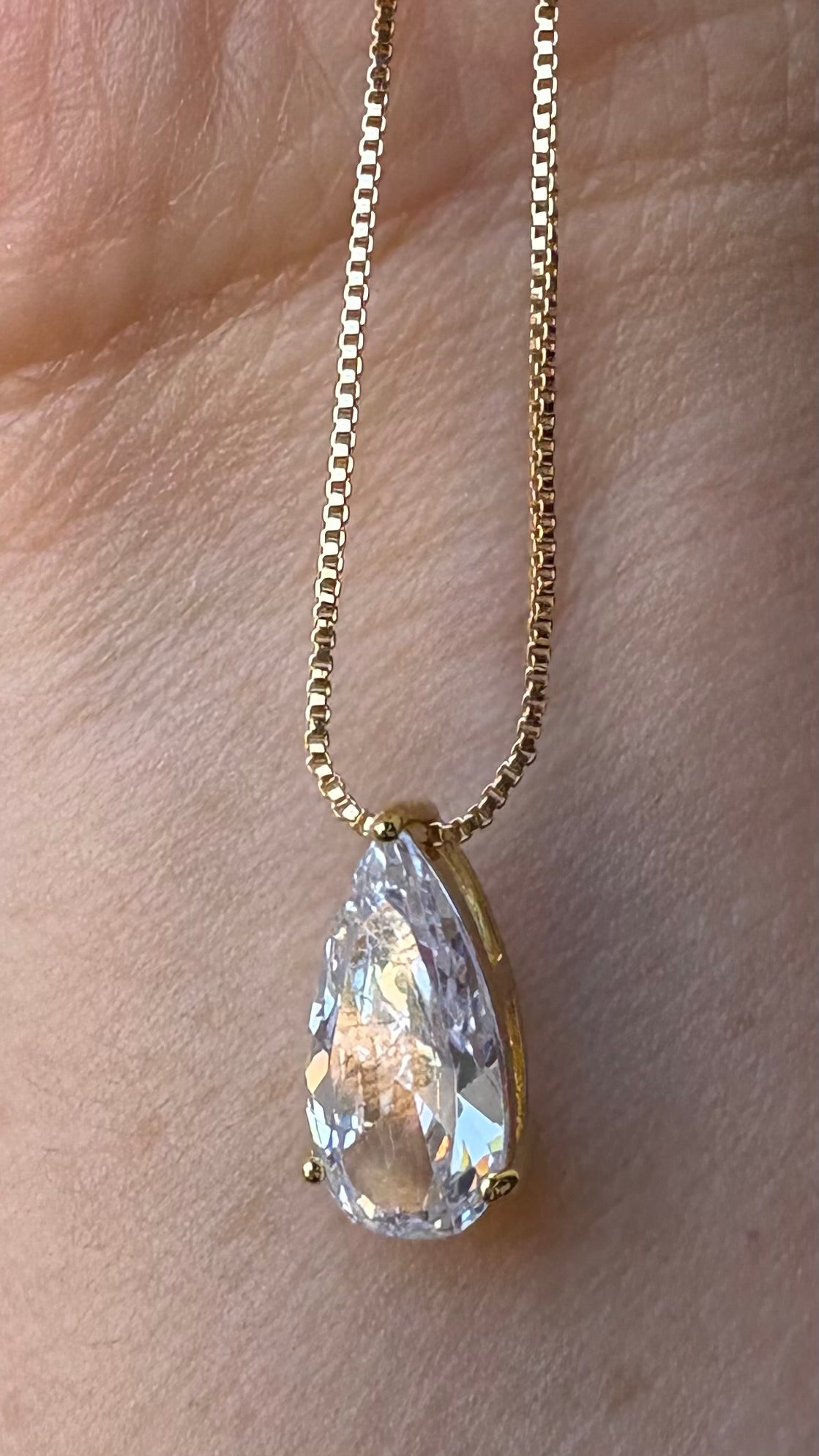 Collar Punto de luz criss