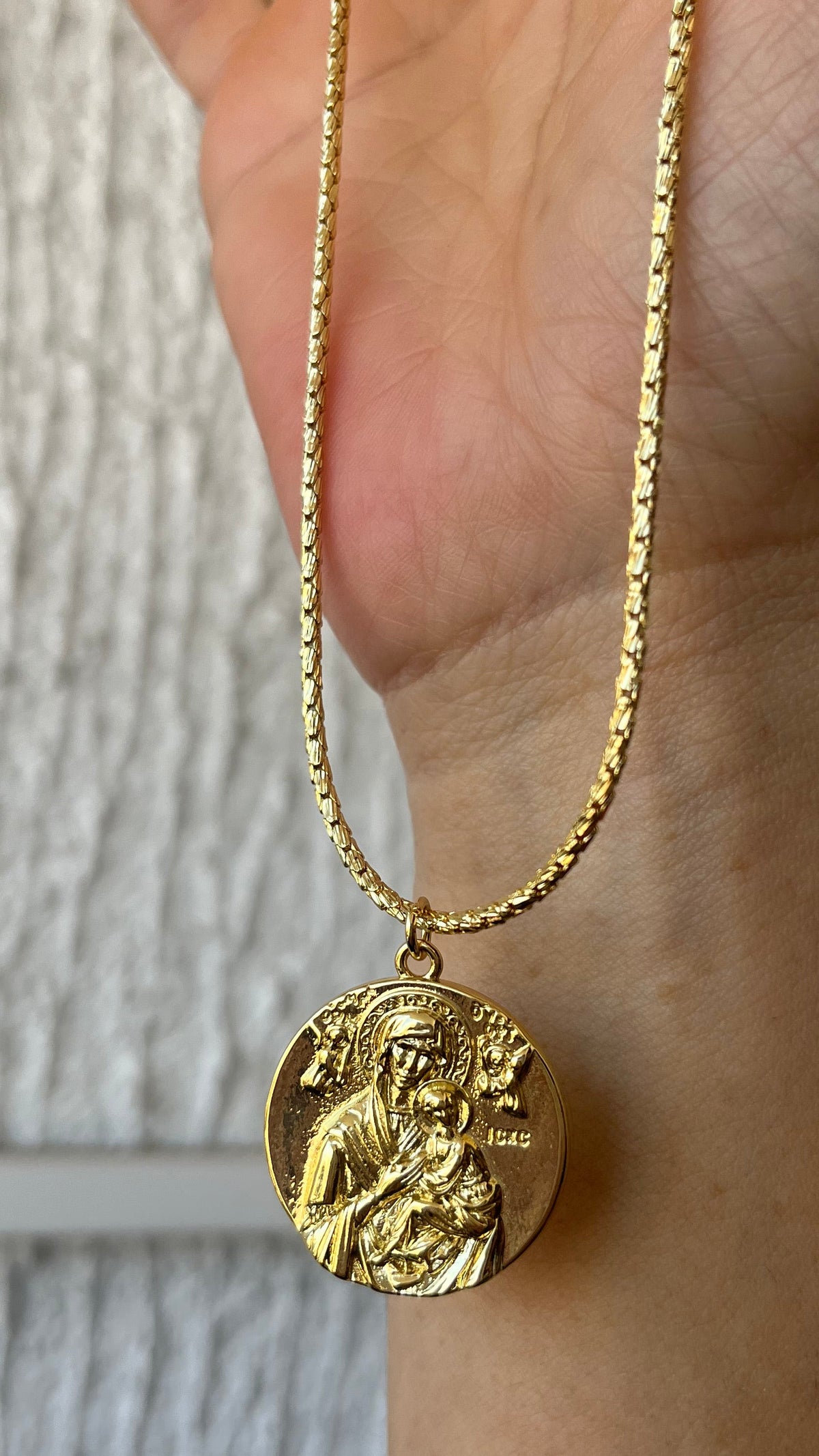Collar virgen de schoenstatt