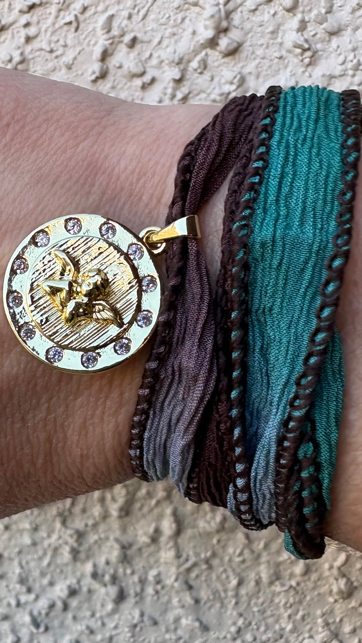 Pulsera Cinta seda de 70cms religiosa