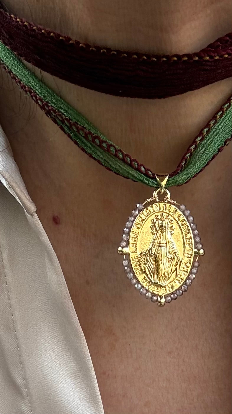 Collar Cinta de seda Virgencita 1 Metro