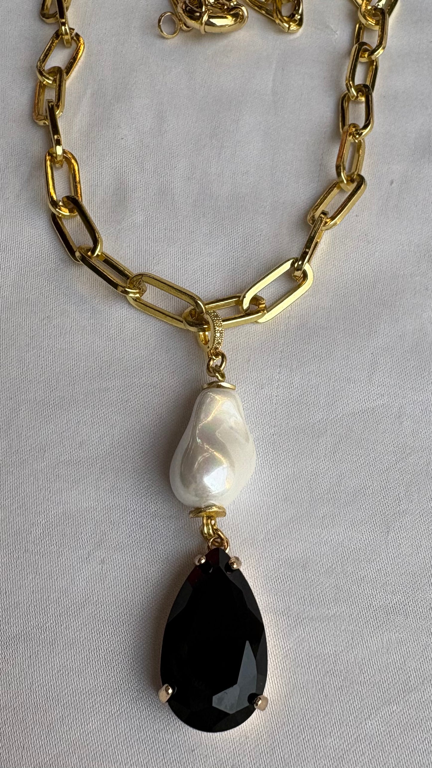 Collar Perla Criss Black