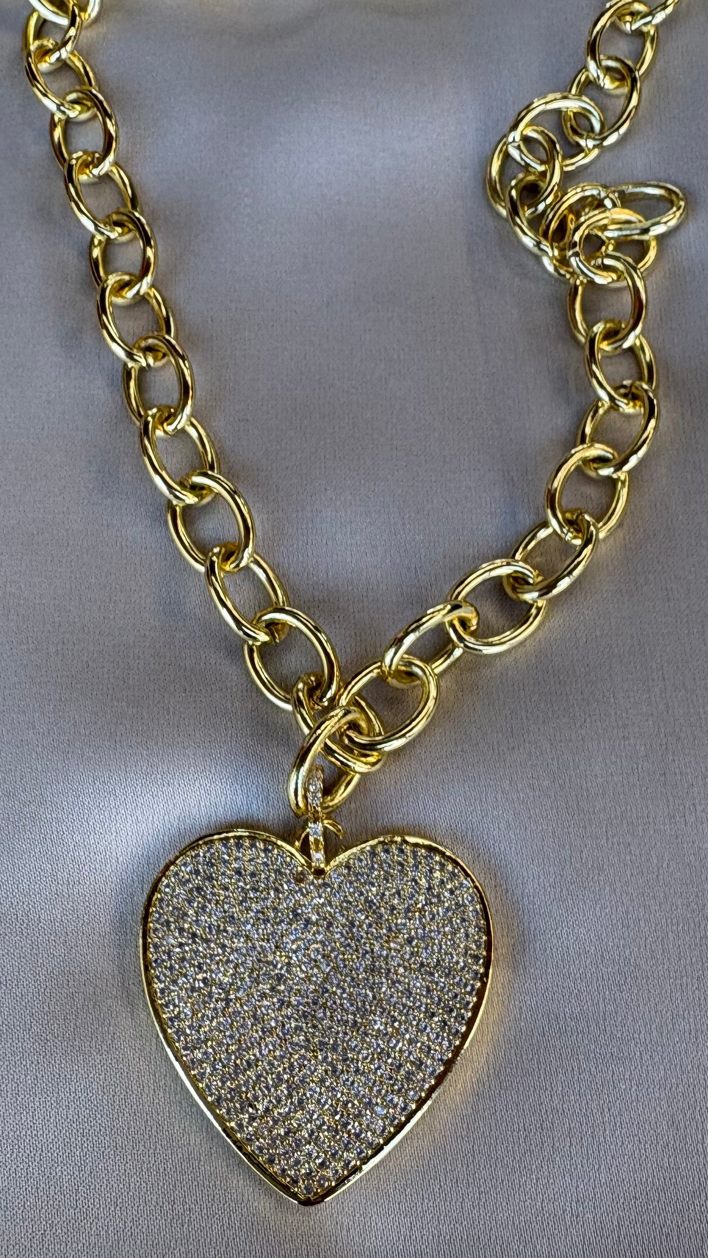 Collar Corazon Microcircones