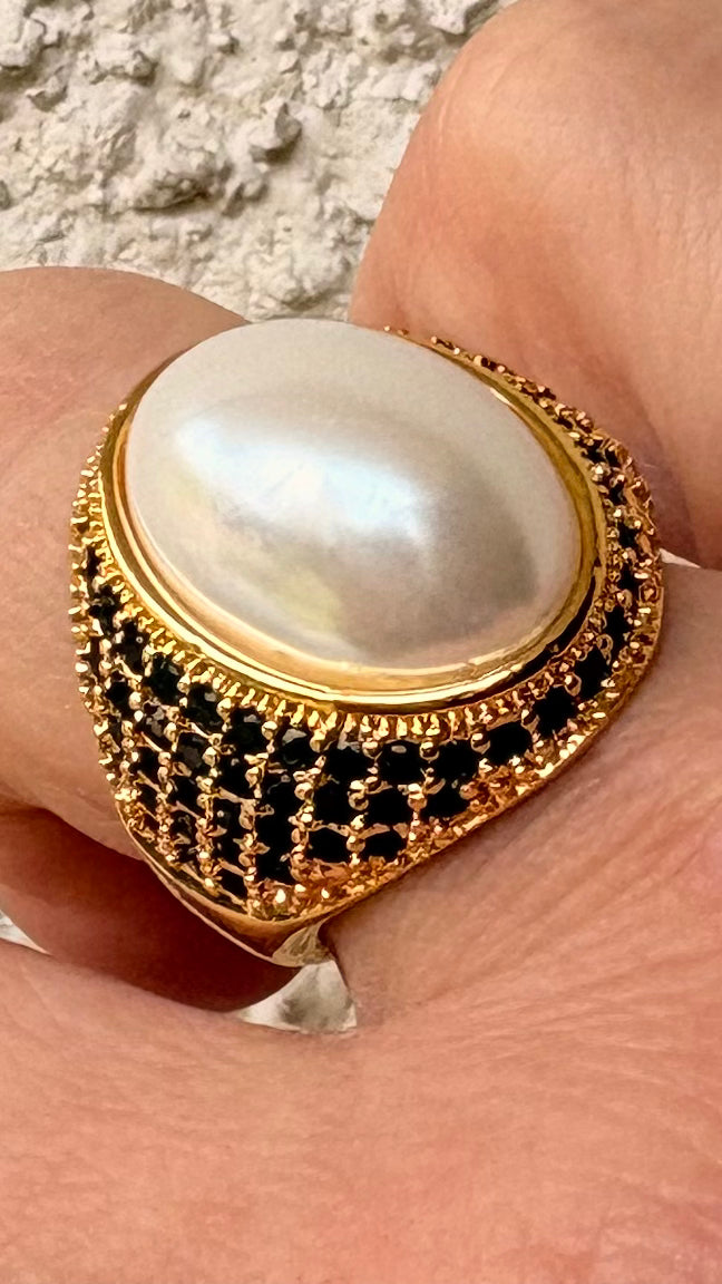 Anillo Pearl black and gold