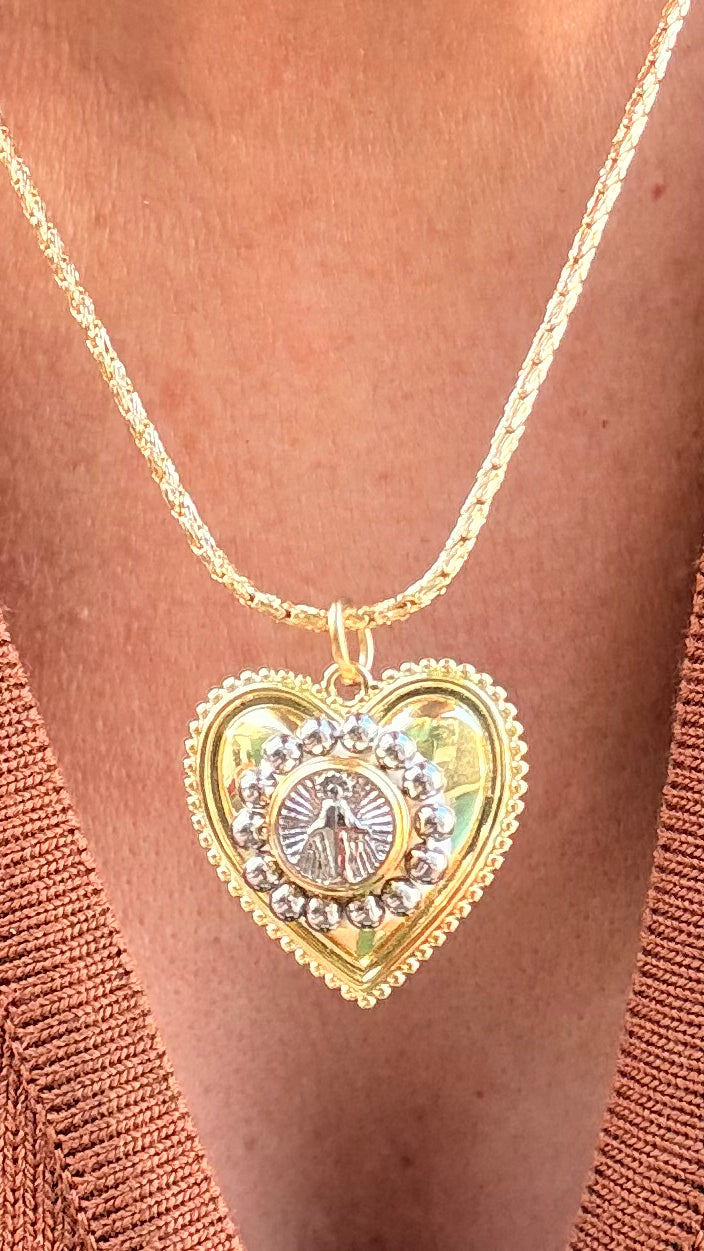 Collar Santi