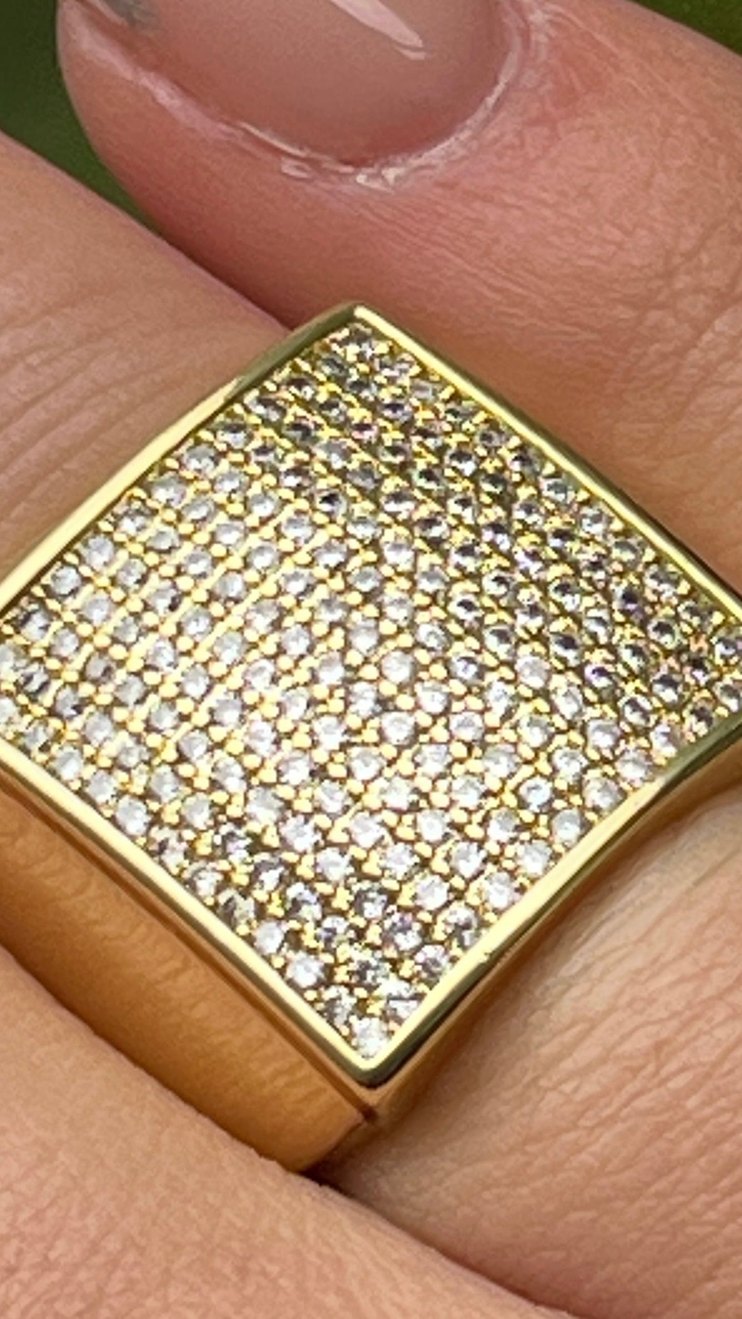 Anillo gold microcircones