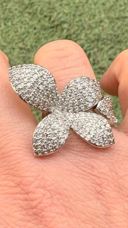 Anillo Flor Petalo Microcircon plateado