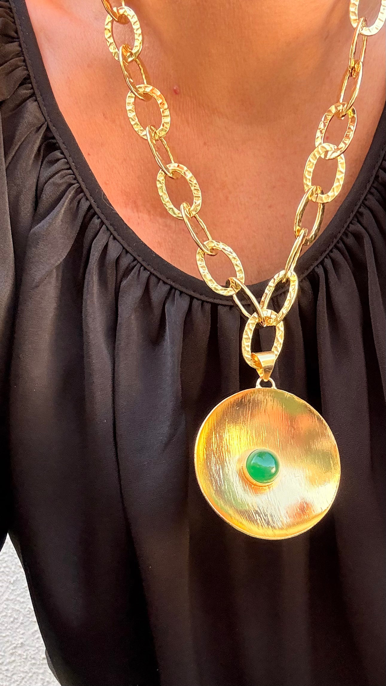 Collar plato ovalado gold