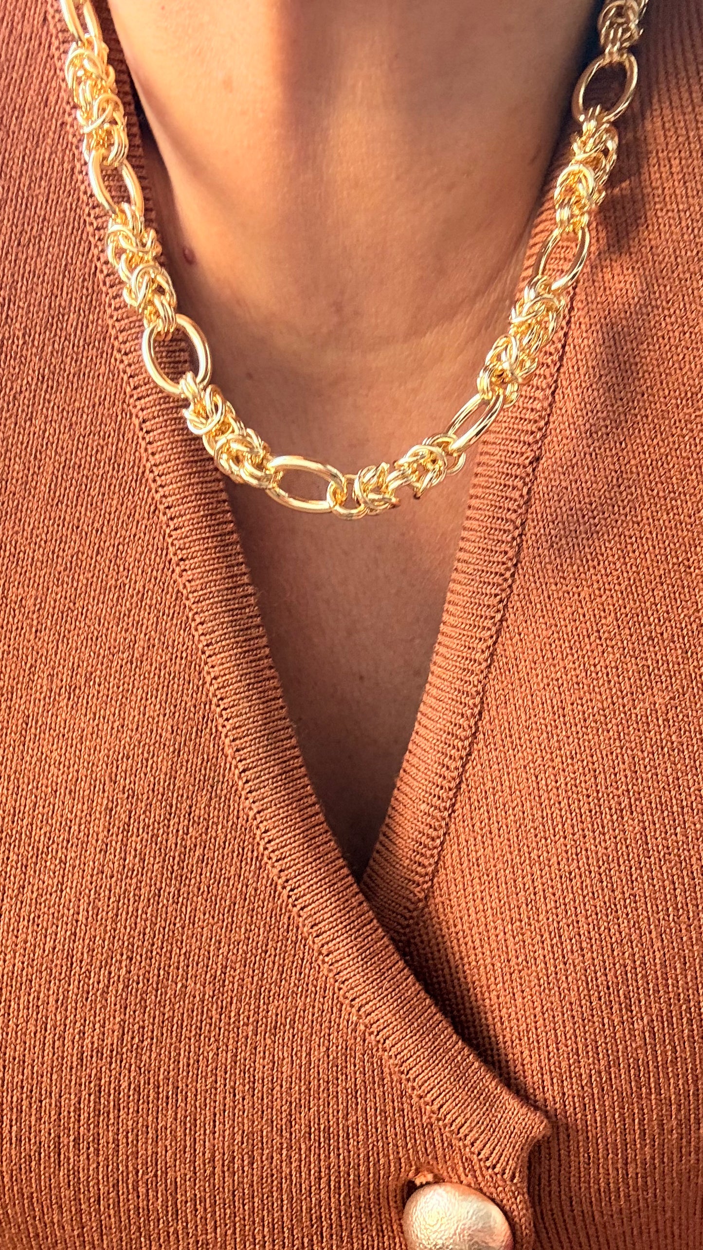 Collar Anudado