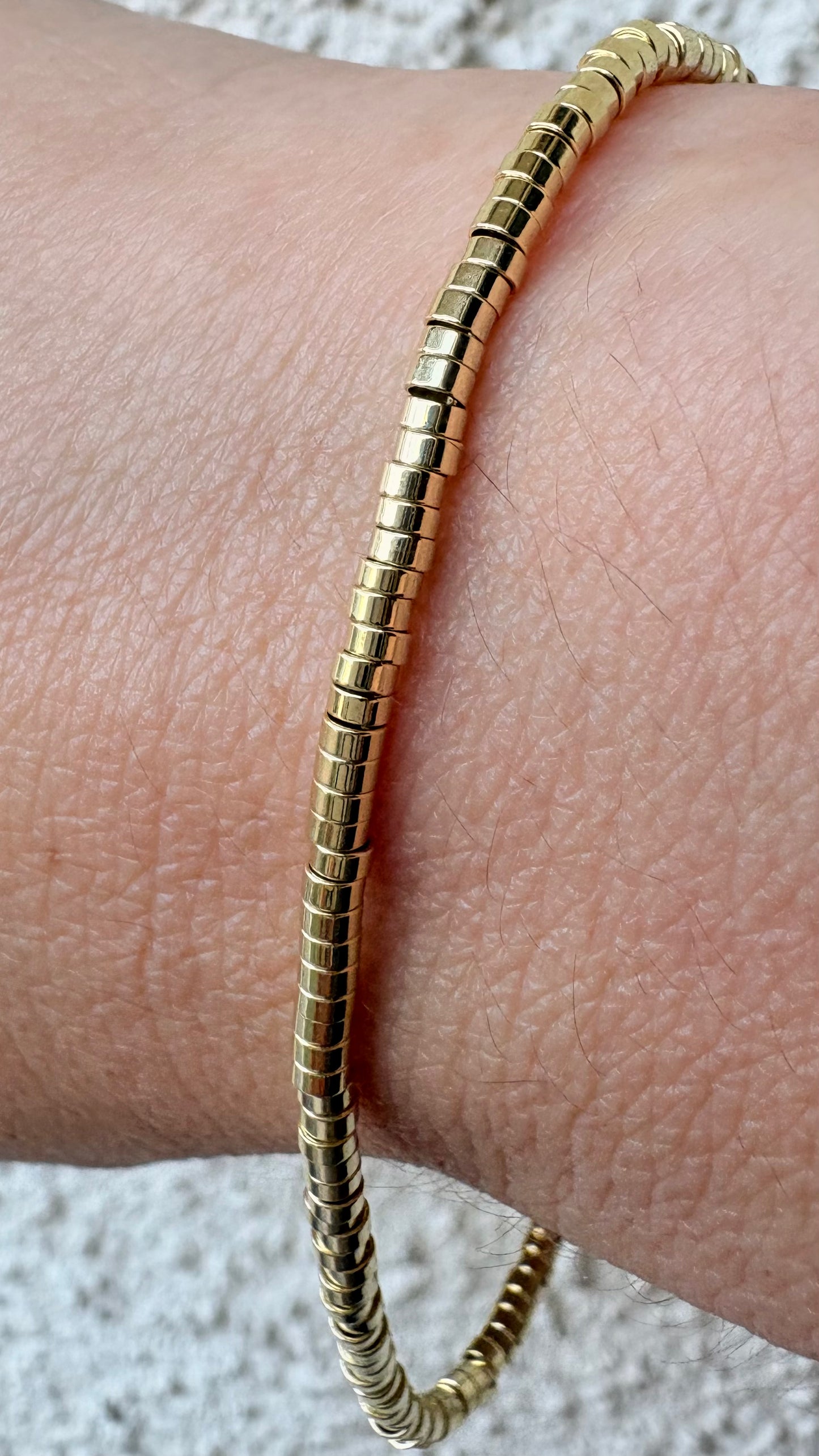 Pulsera Mostacilla enchape en oro