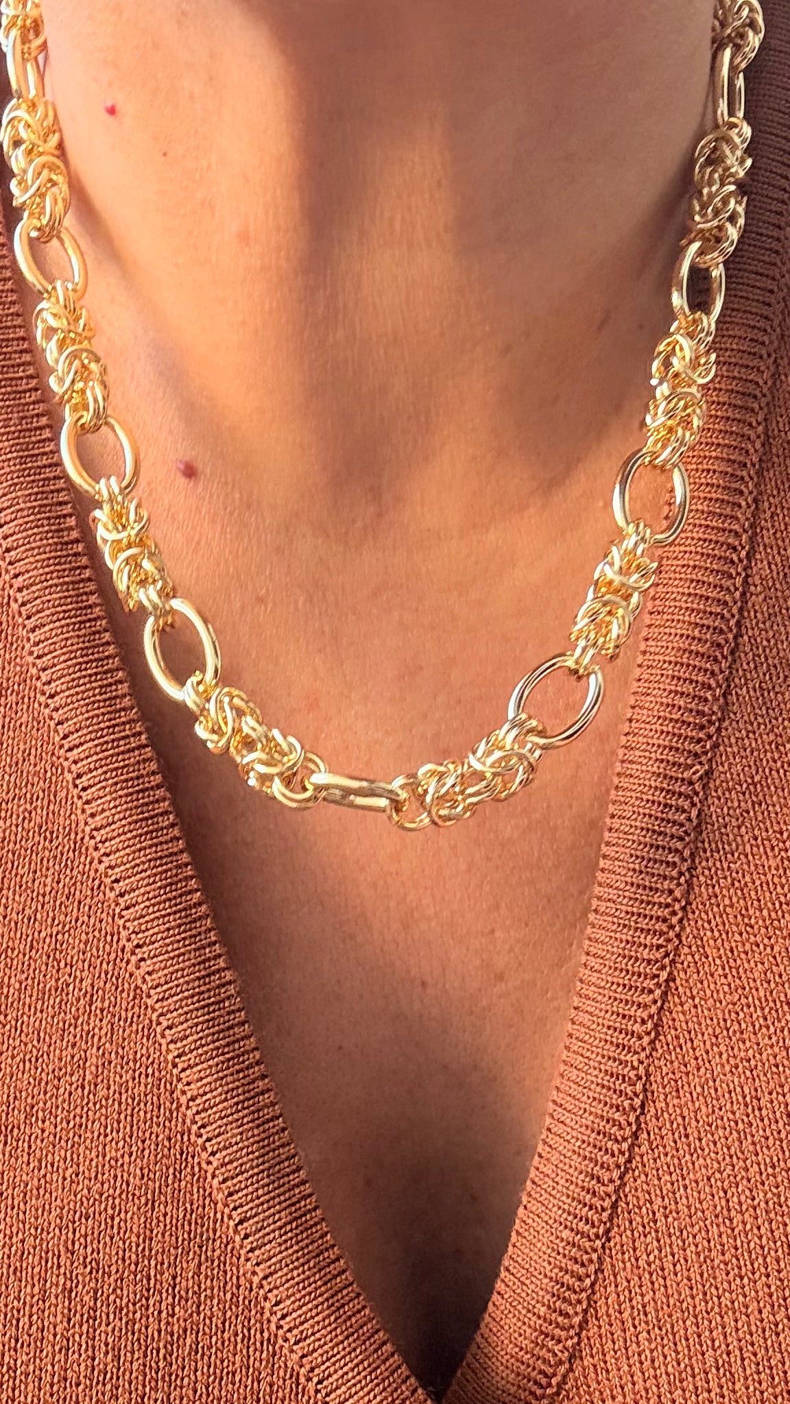 Collar Anudado
