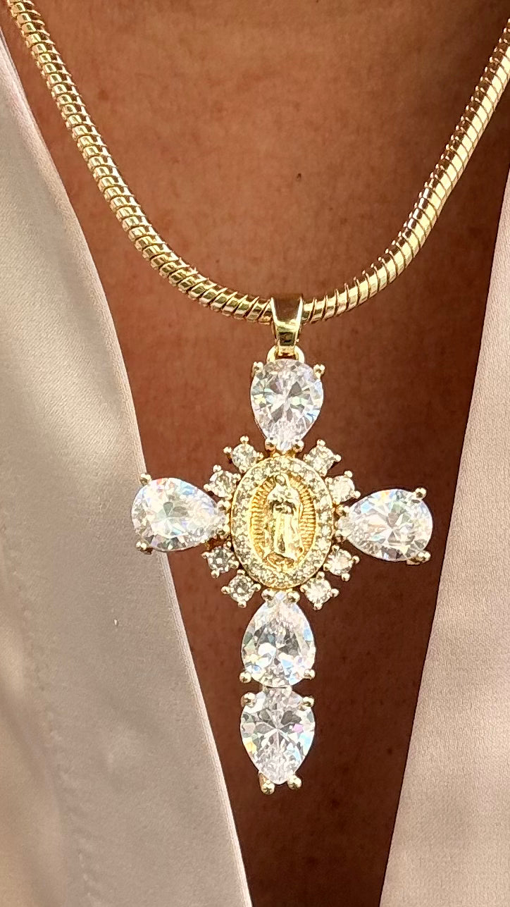 Collar Cruz y Virgen Cristal