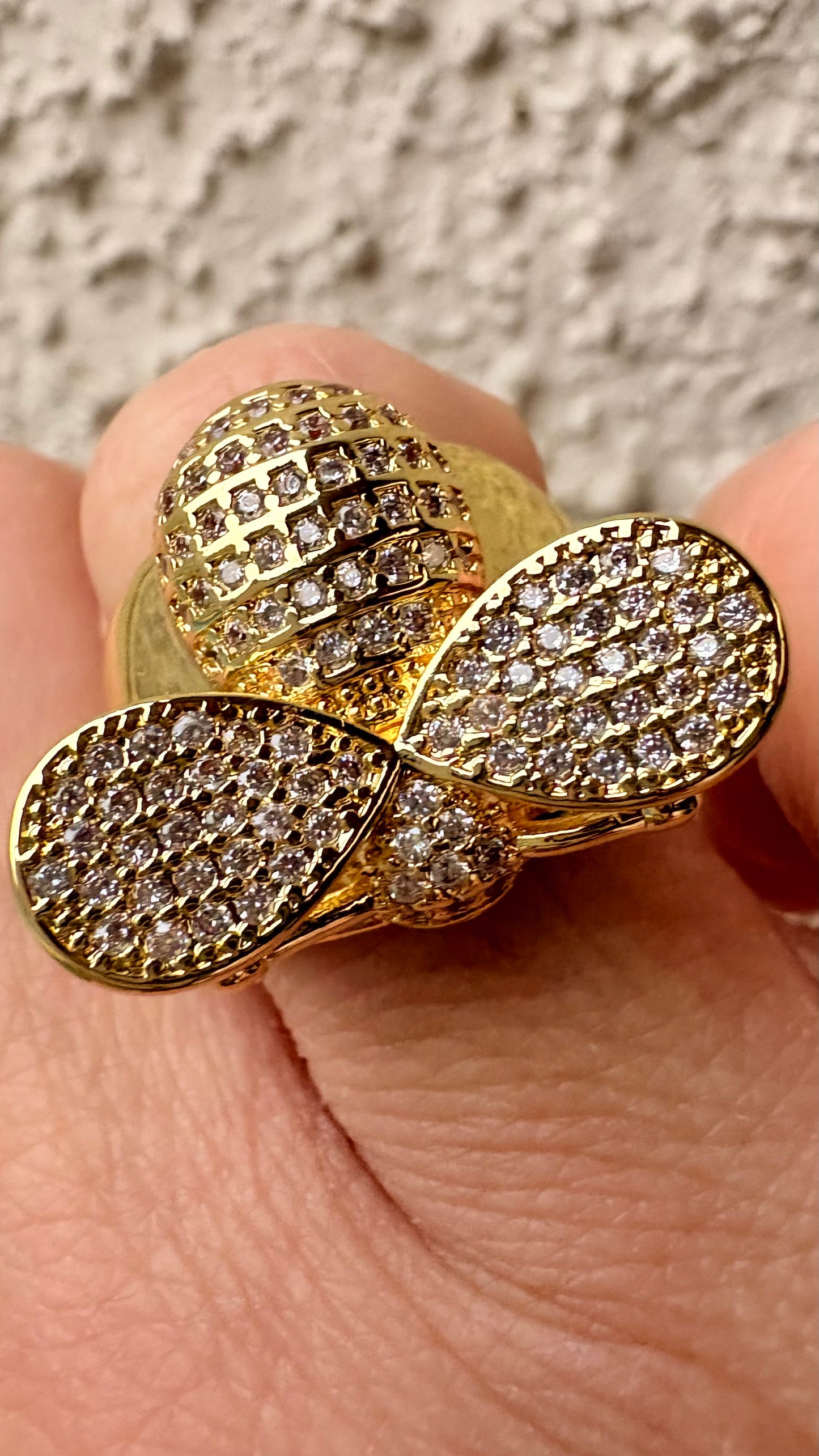 Anillo Abeja microcircones