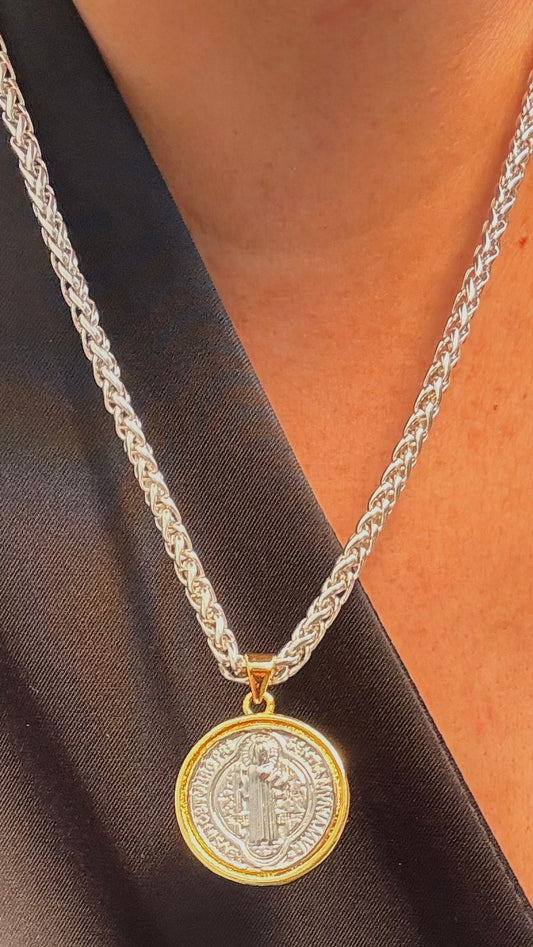 Collar San Benito enchape plata