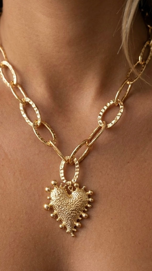 Collar Corazón flechado