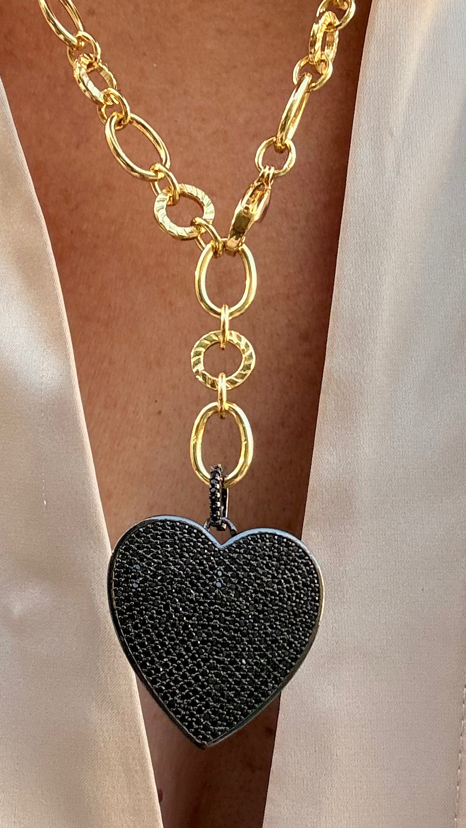 Collar Corazón Black Microcircon